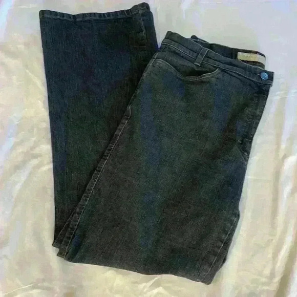 Brax Feel Good women’s dark wash boot cut jeans size 16 regular - Picture 3 of 11